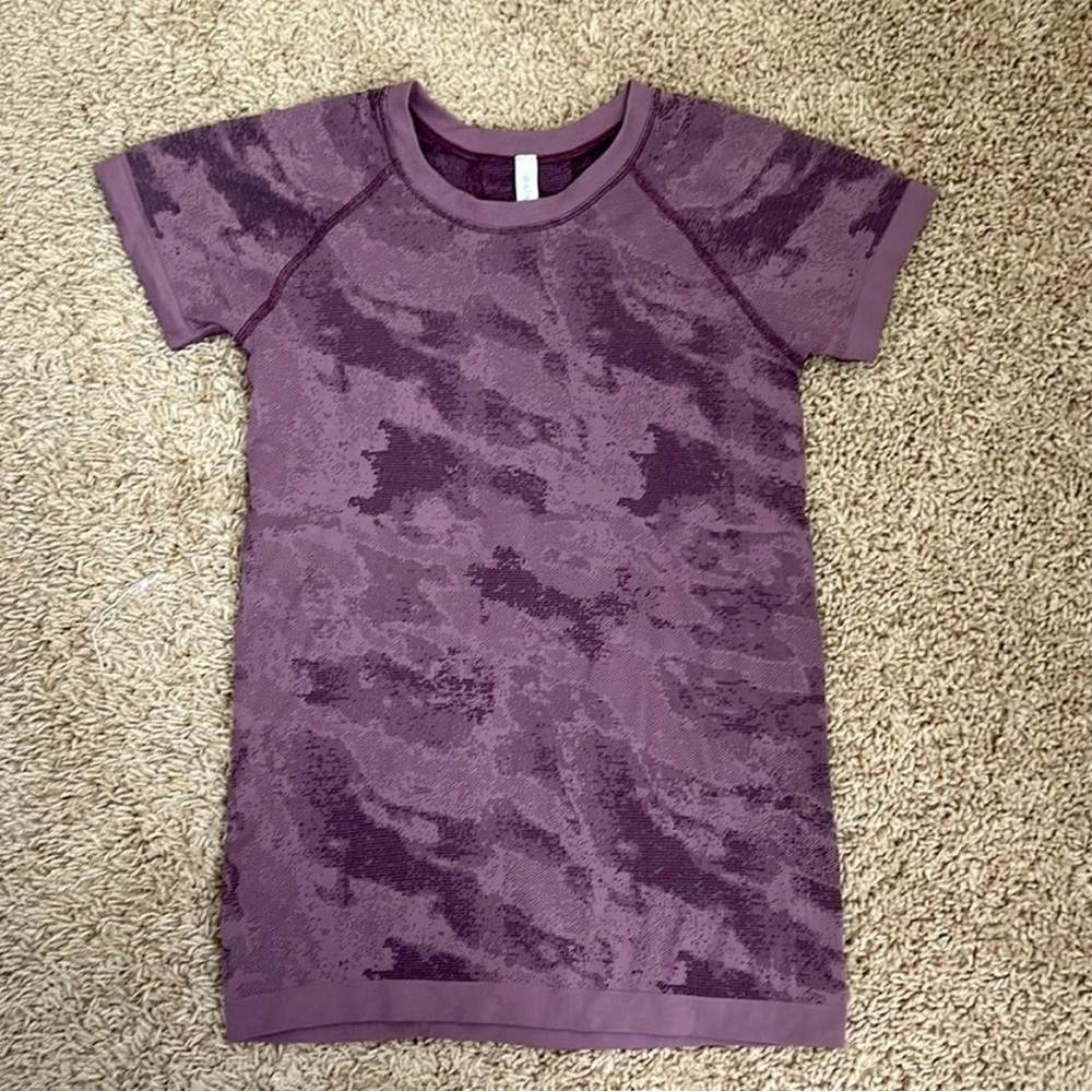 Athleta Momentum Seamless Tee